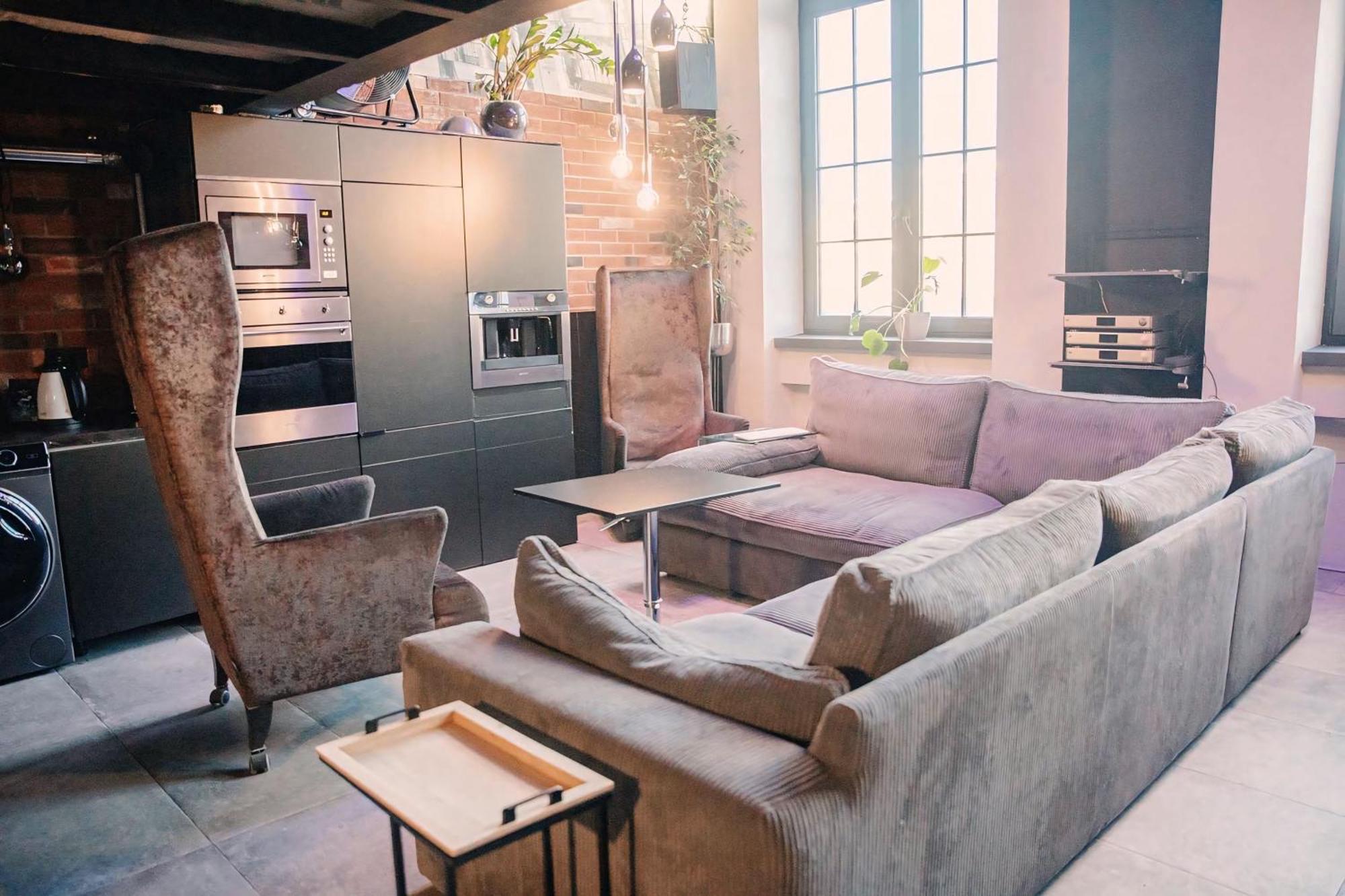 Апартаменты Loft Przedzalnia Жирардув Экстерьер фото